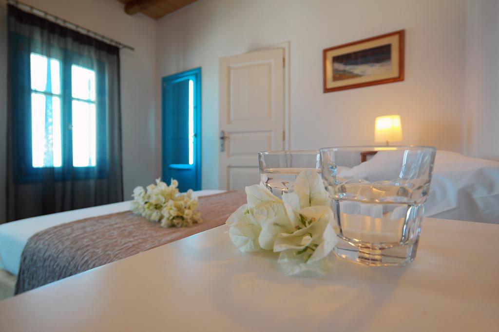 Miramare Hotel Folégandros Zimmer foto